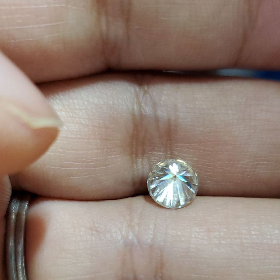幻チタニア(合成ルチル)1.488ct ソーティング付き