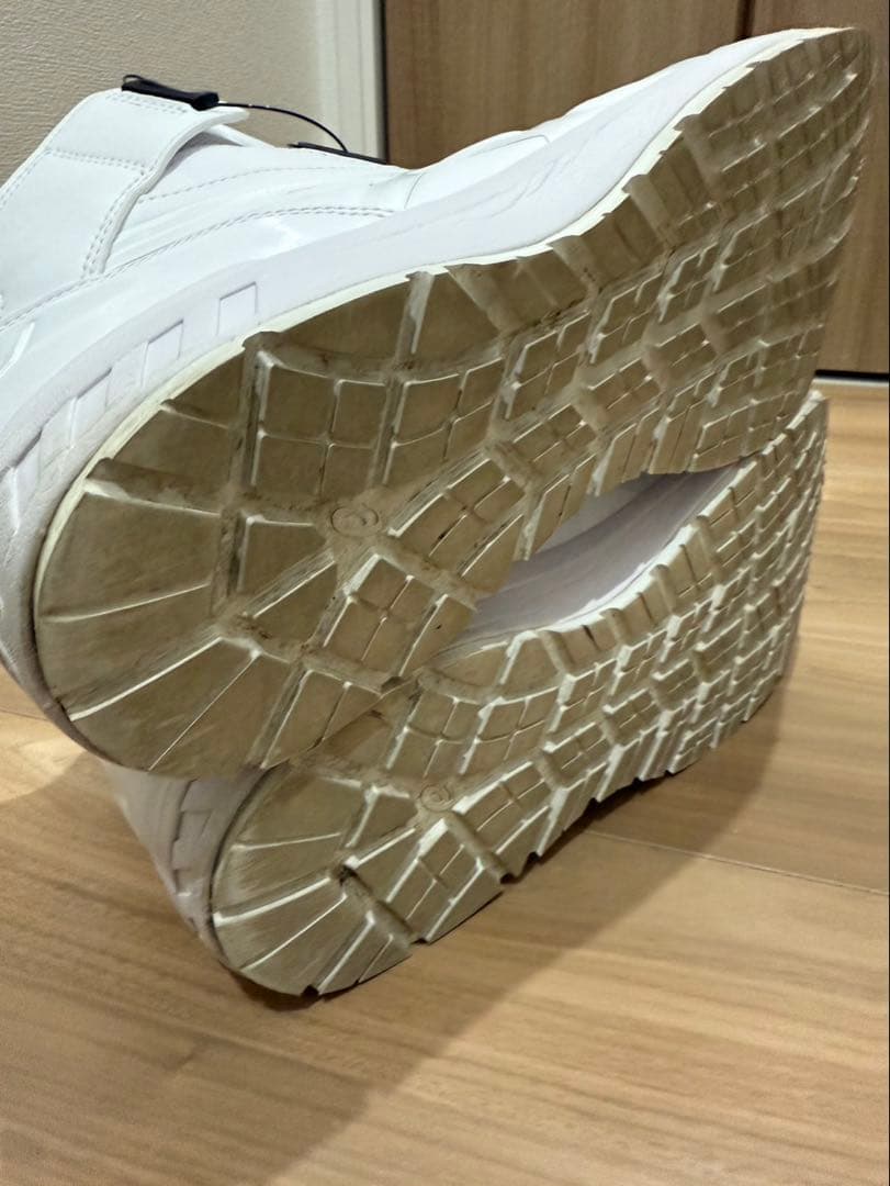 アシックスASICS WINJOB CP304BOA ホワイト　限定　安全靴