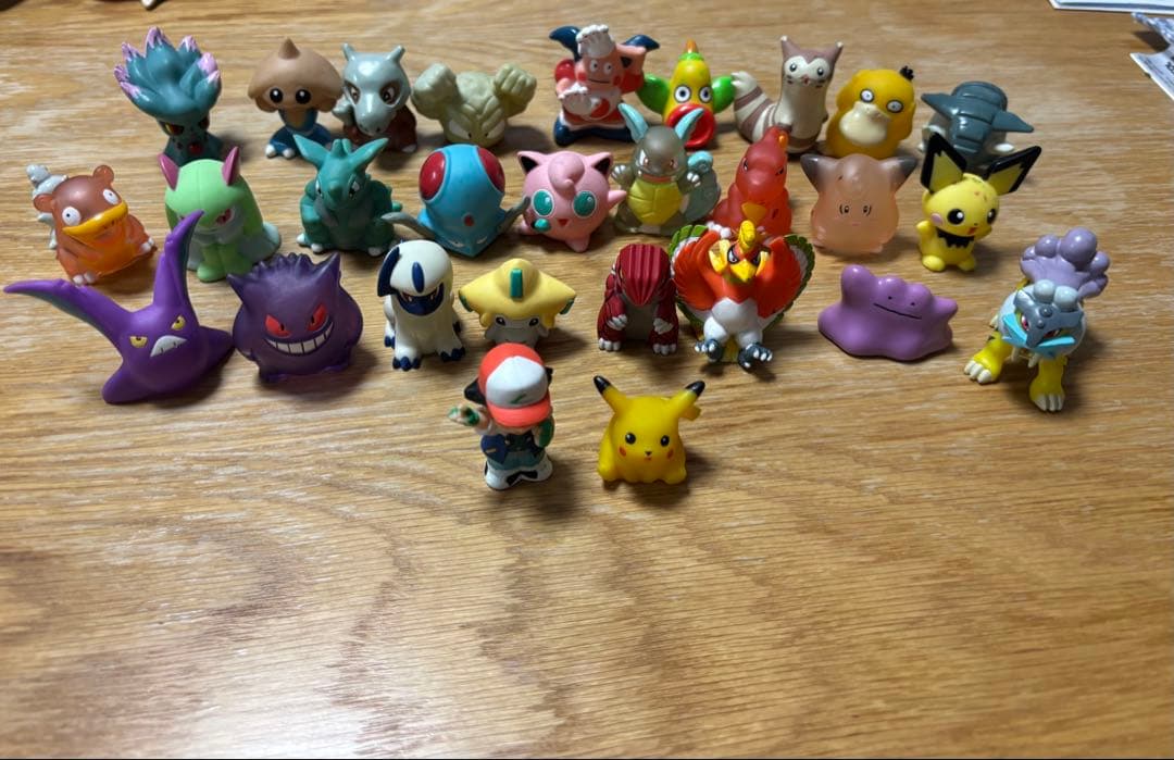 ポケモン ミニフィギュアセット 28体 - メルカリ