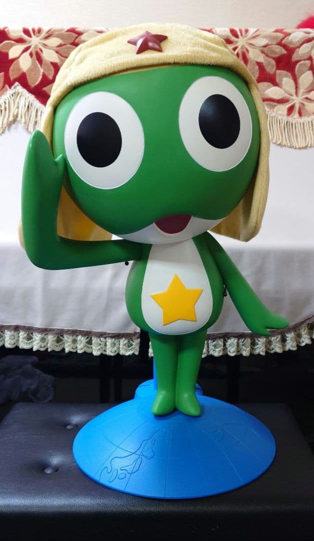 でっかいケロロ軍曹 1/1 等身大 フィギュア - メルカリ