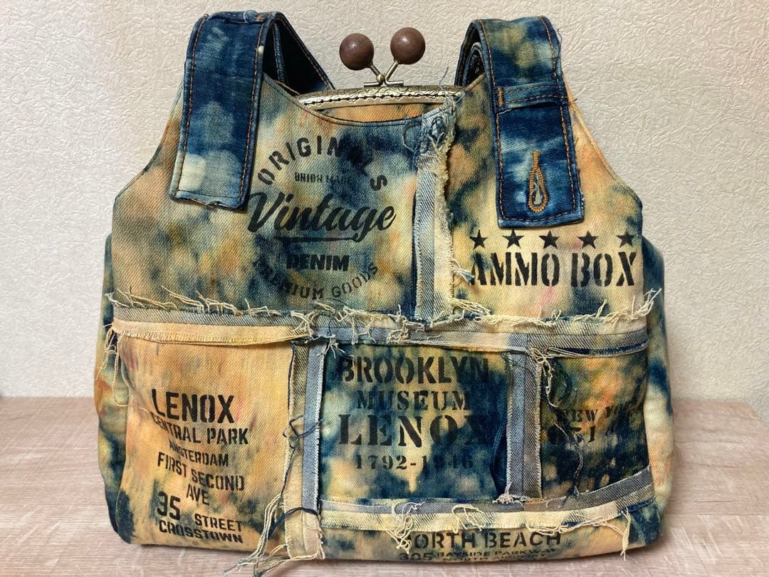 手染めパッチモシャモシャあおりがま口バック