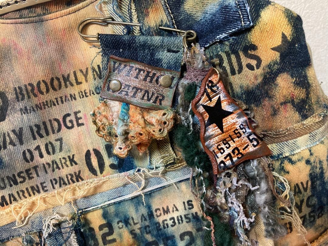 手染めパッチモシャモシャあおりがま口バック