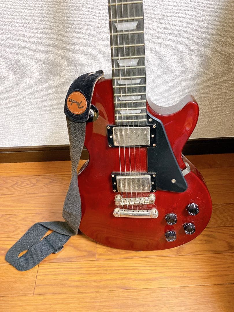 。Epiphone Les Paul Studio エレキギター　弦一本欠品
