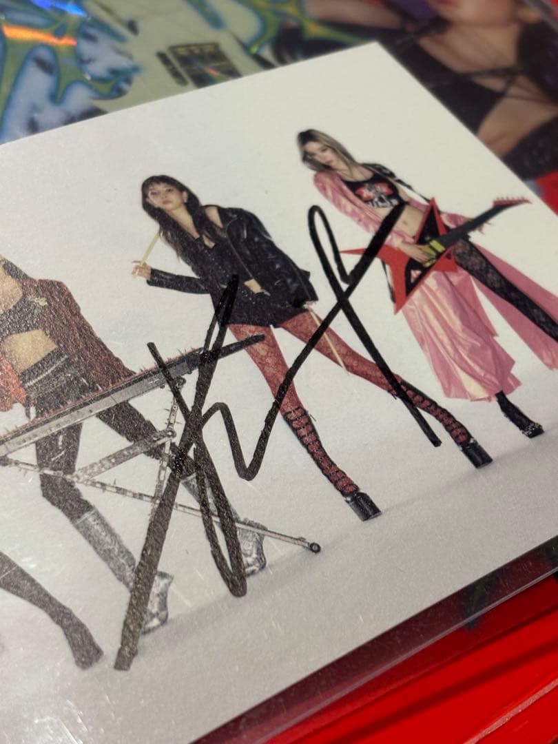 RichMan カリナ直筆サイン入りアルバム - メルカリ