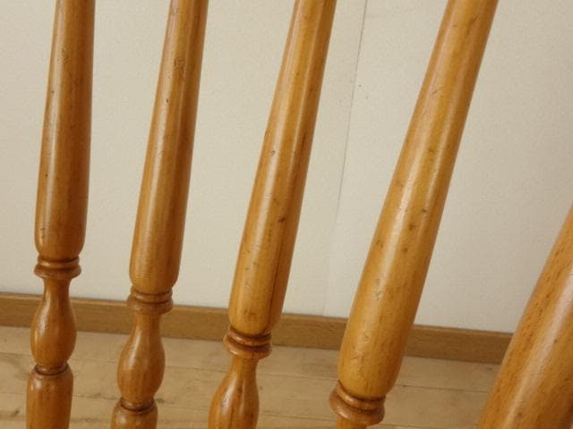 木製　ロッキングチェアー　白木色　再塗装済　ＵＳＥＤ