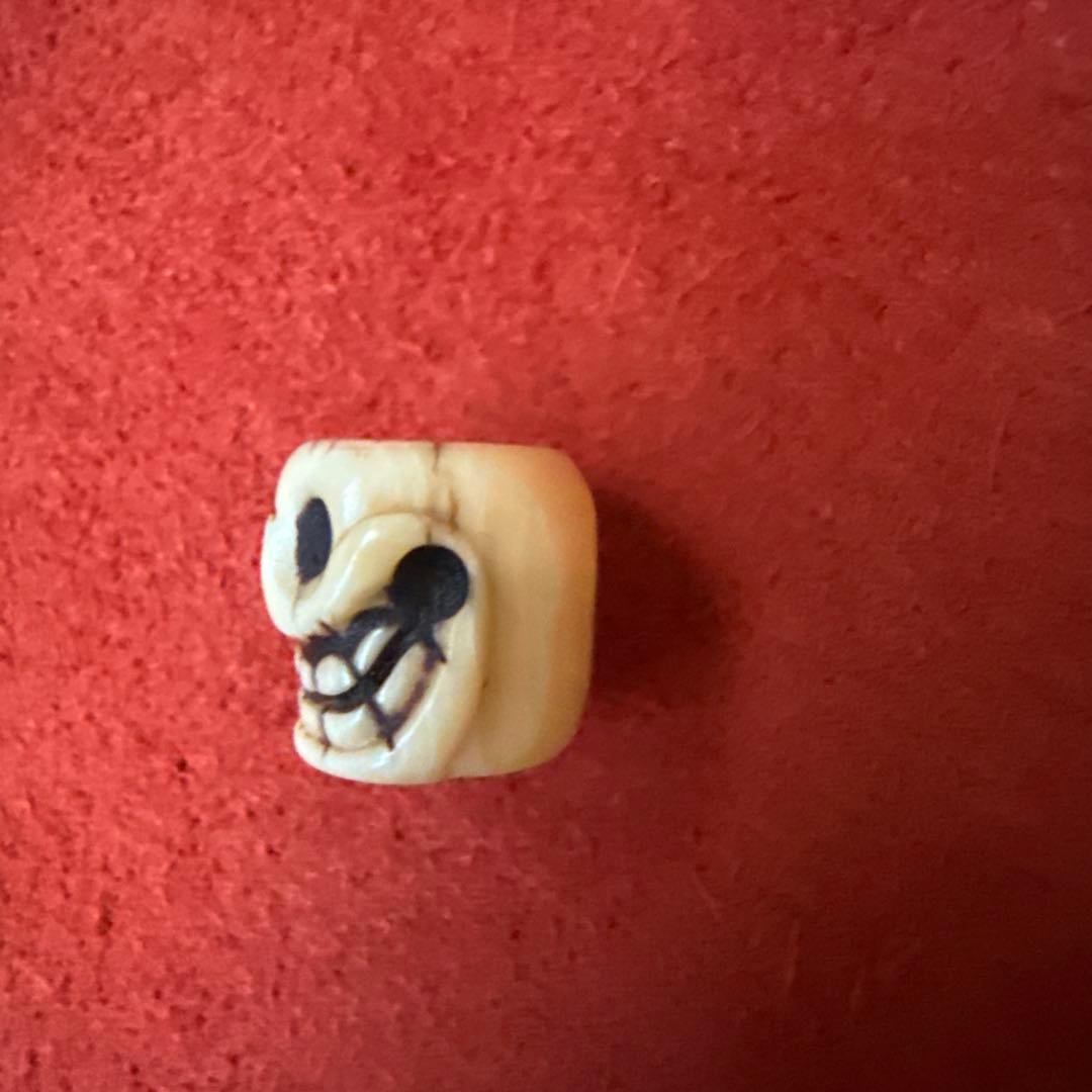 チベタンスカル　チティ・パティ　マンモス牙　ボーンビーズ　チベット　根付