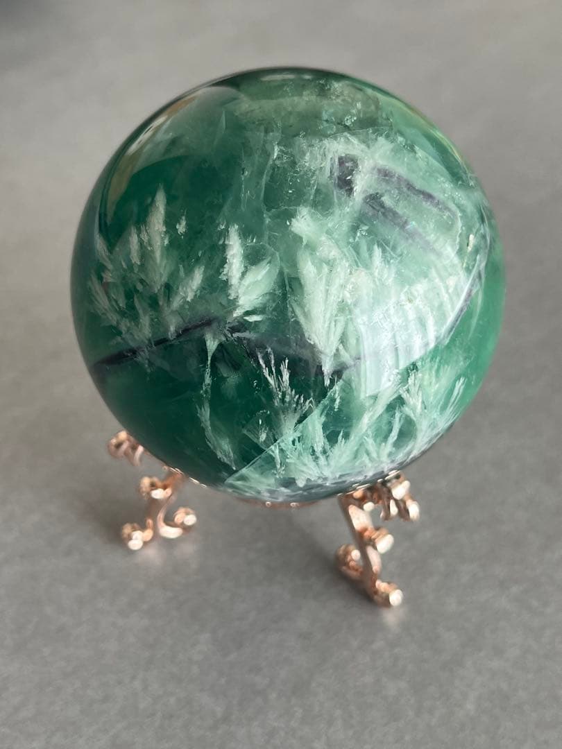 【高品質】フェザーフローライト　スフィア 6.4cm