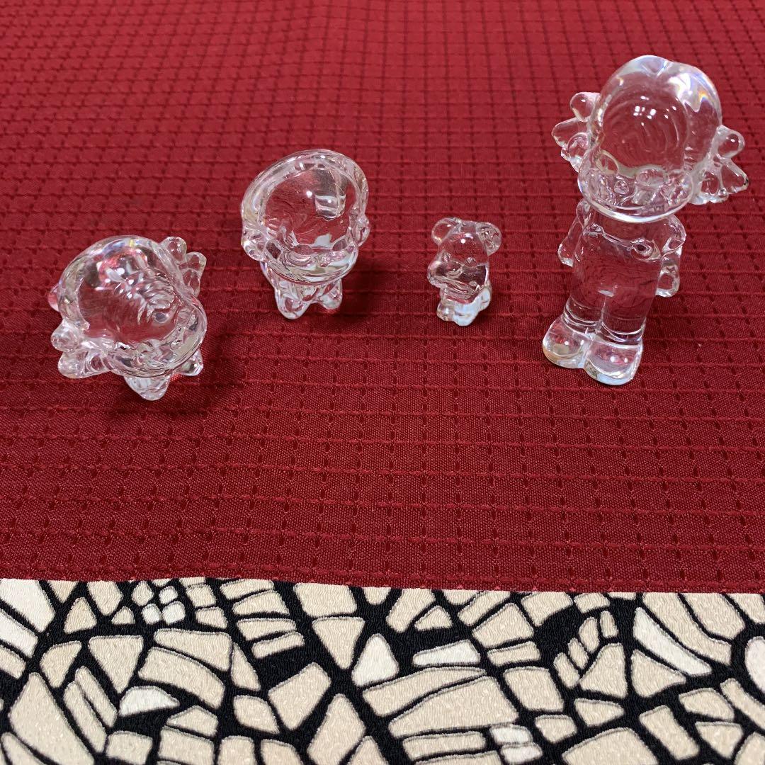 スワロフスキー　ペコちゃん