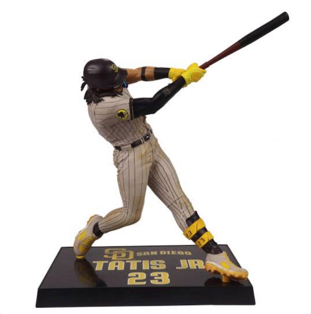 希少‼️Fernando Tatis フィギュア(アウェイユニホーム) - メルカリ