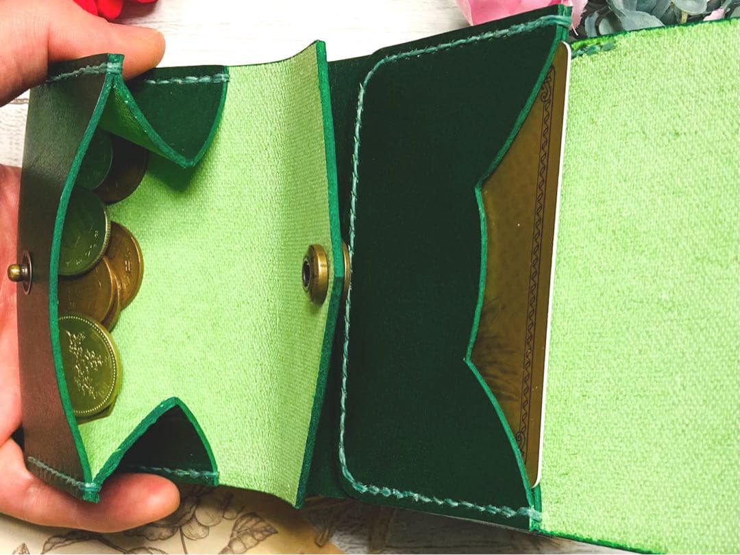 ❤【新色♪】【可愛さ×高級感♪】お洒落可愛い猫のコンパクトミニ財布♪深緑グリーン