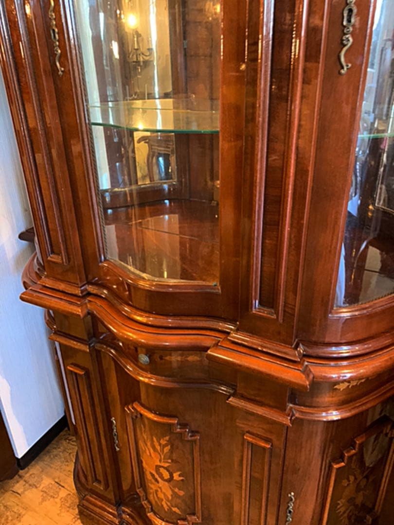 イタリア製　象嵌キャビネット