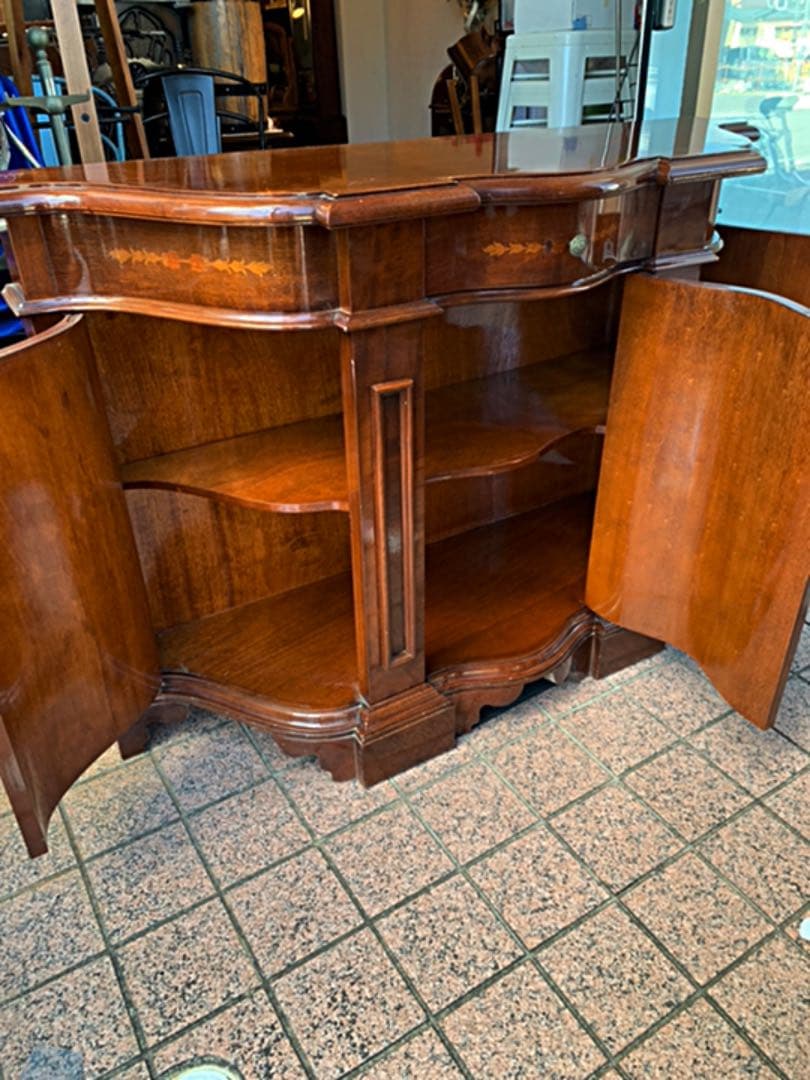 イタリア製　象嵌キャビネット