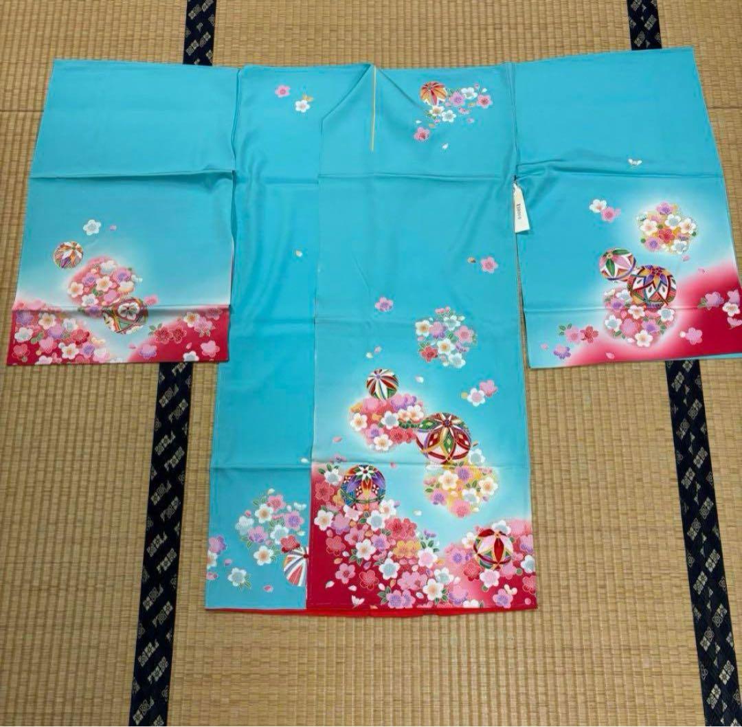 七五三　三ツ身女の子着物　正絹　仮絵羽　爽やか水色　可愛い手毬柄　桜　金彩