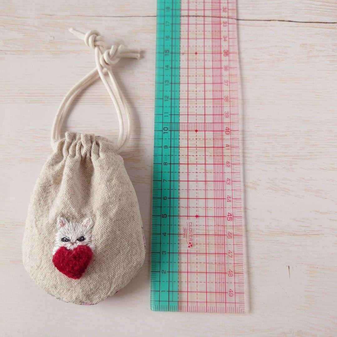 ちっちゃな巾着サシェ/詰替タイプ【白猫とふわもこハート】