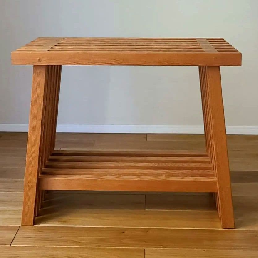 木製スラットデザインテーブル　花台　サイドテーブル　日本製　職人　棚付き