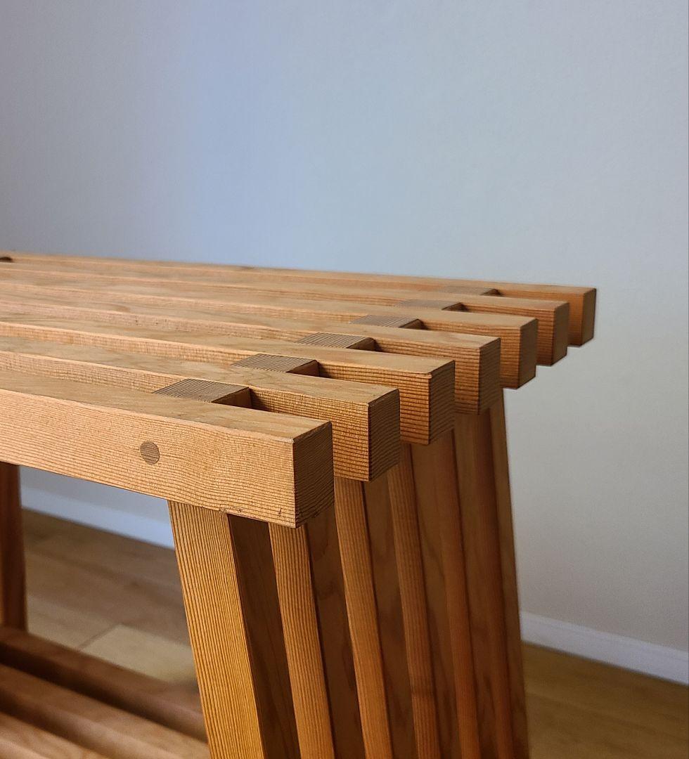 木製スラットデザインテーブル　花台　サイドテーブル　日本製　職人　棚付き