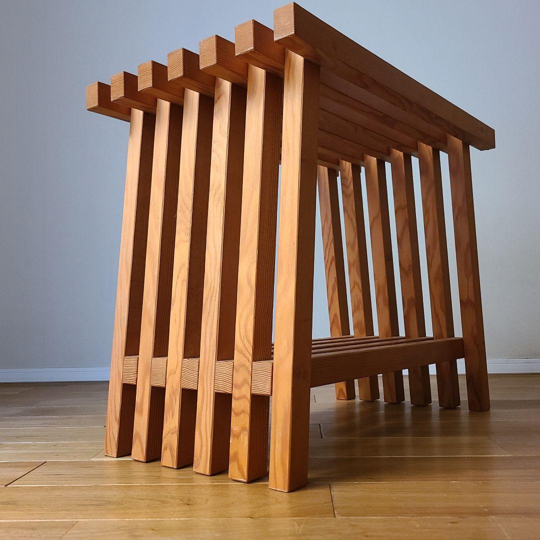 木製スラットデザインテーブル　花台　サイドテーブル　日本製　職人　棚付き