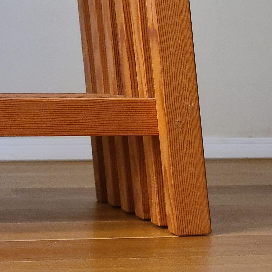 木製スラットデザインテーブル　花台　サイドテーブル　日本製　職人　棚付き
