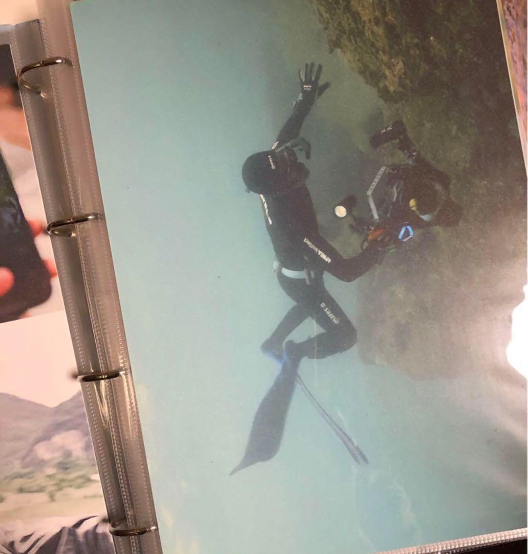 特価　王一博 カードバインダー＋カード入　リフィル50枚分付 アルバム　写真集