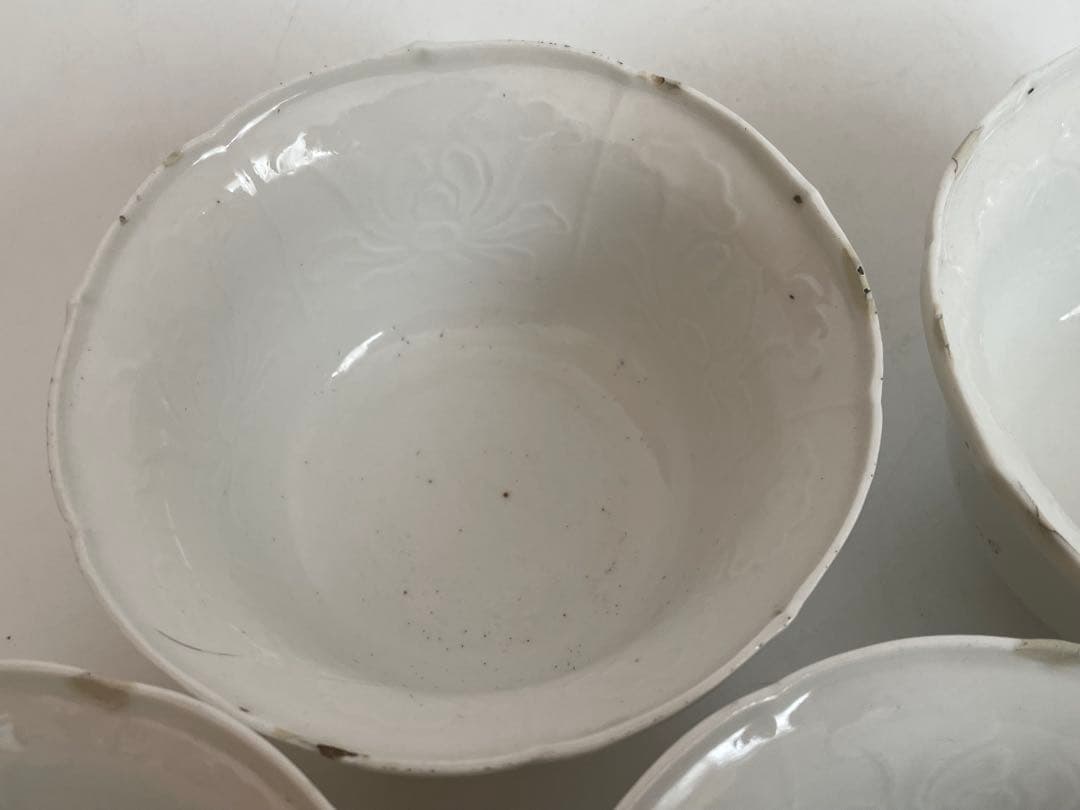 骨董　アンティーク　古伊万里　白磁陽刻向付　5客　直しあり