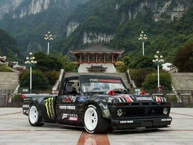 1/64 フォード トラック Monster フーニガン モンスター ケンブロ