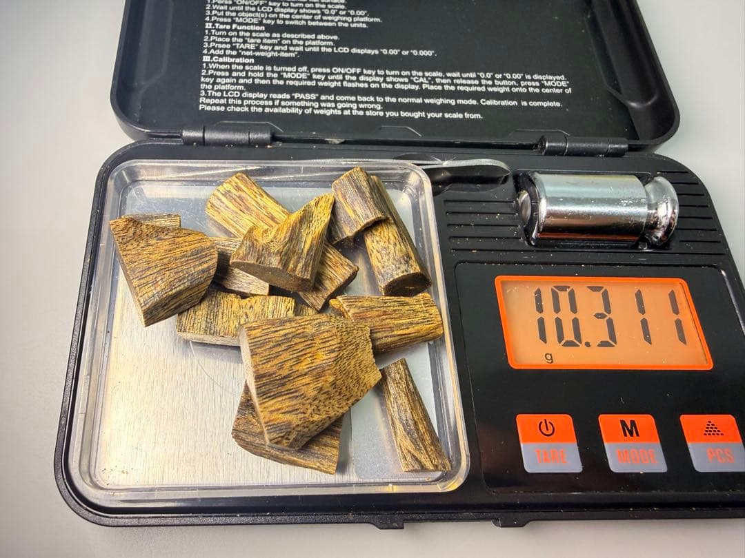 お香 天然沈香 六国五味聞香用 伽羅 香木 1-S-10.311