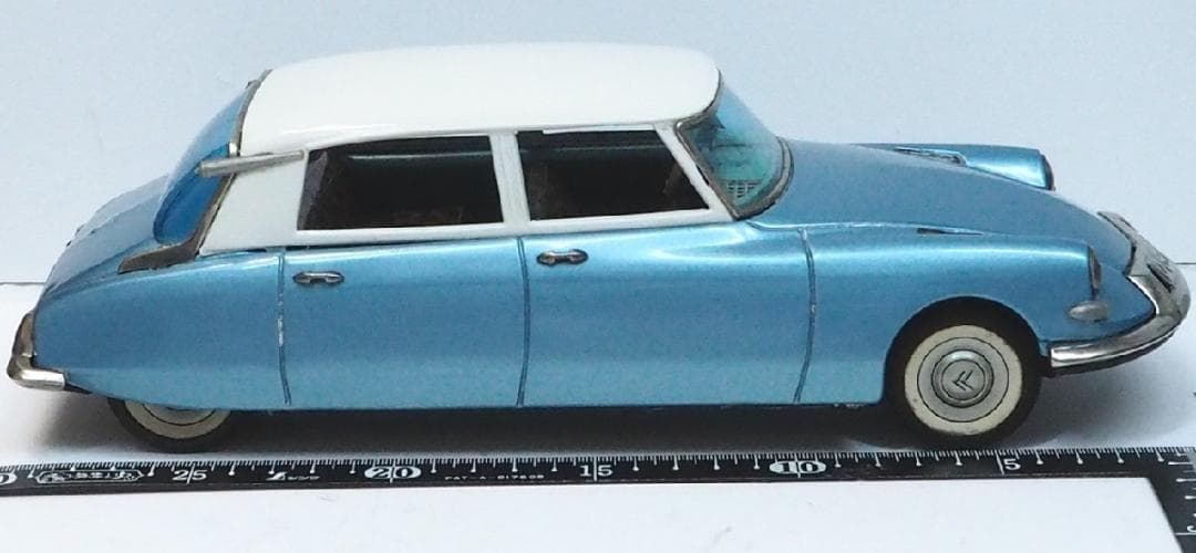 萬代屋【シトロエンDS19 大 水色】ブリキ自動車tin toy car【箱無