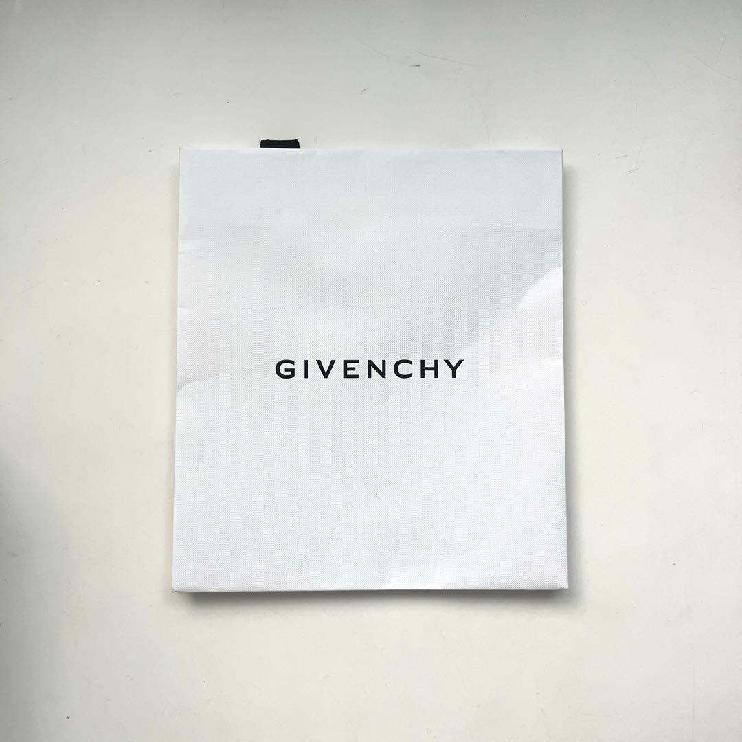 GIVENCHY ド ジバンシイ インテンス フドロワイヤン
