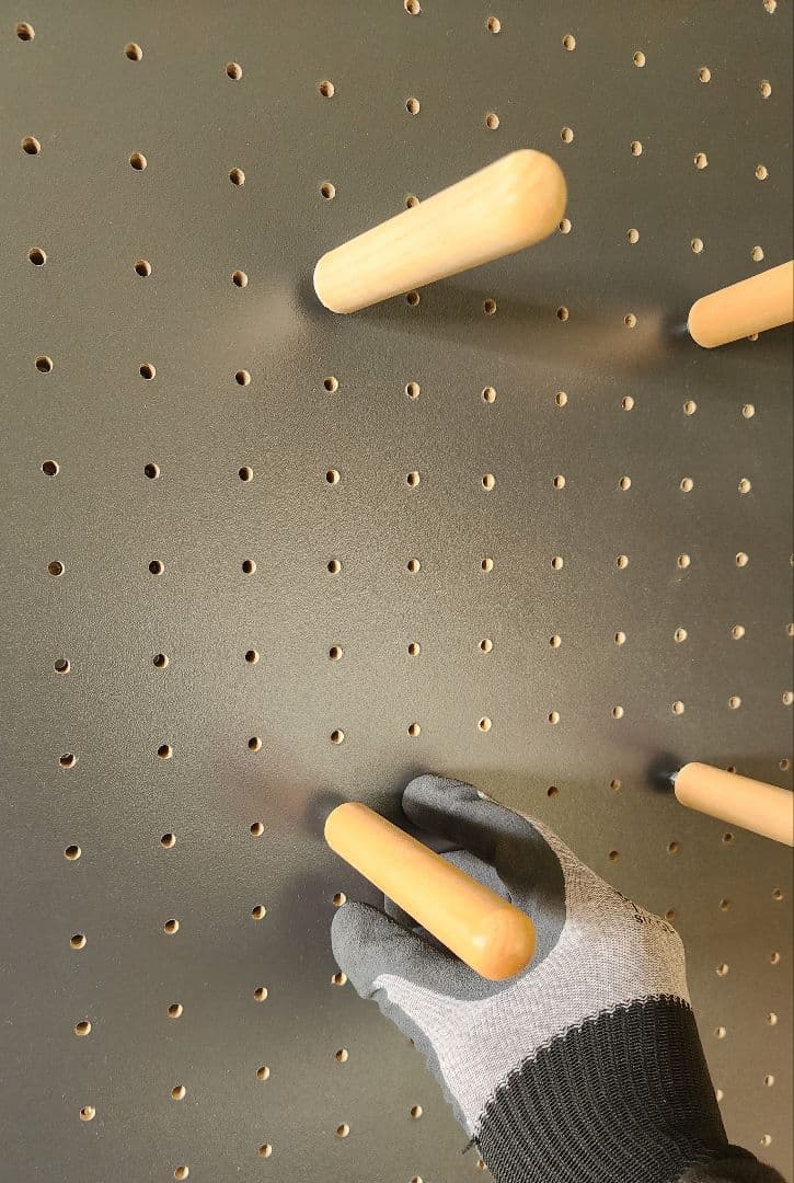 ウォールマウント ディスプレイペグボード、 多機能 金属 道具 ストレージボード