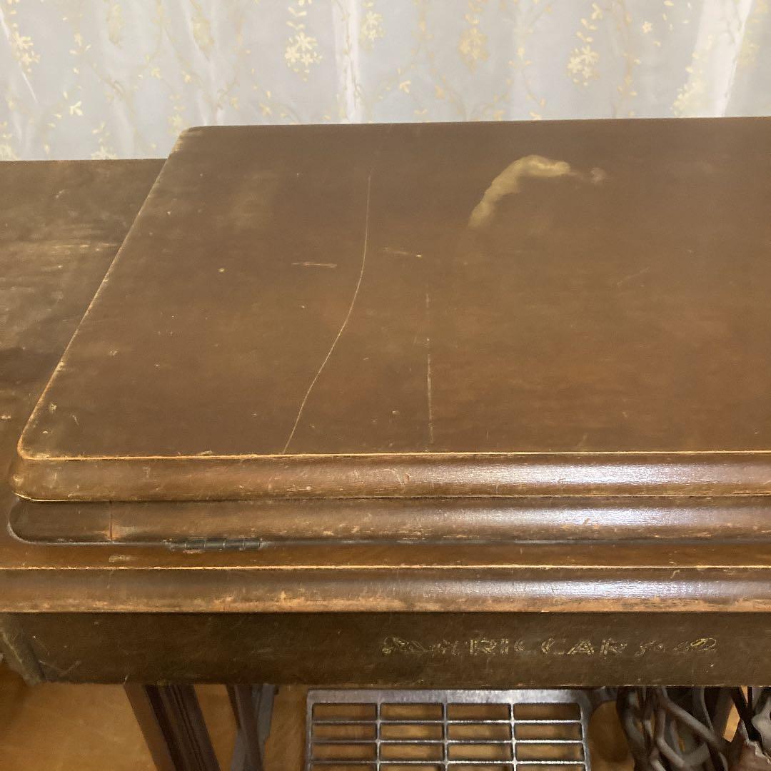 昭和レトロ　リッカー　RICCAR 足踏み　ミシン　値下げ　ビンテージ、激レア