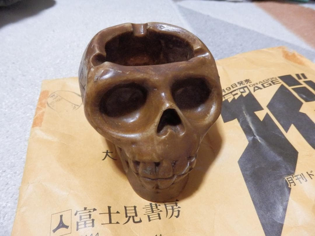 ❤️当選品❤️杉基イクラ❤️直筆サイン付き★灰皿★ドクロ❤️非売品❤️未使用