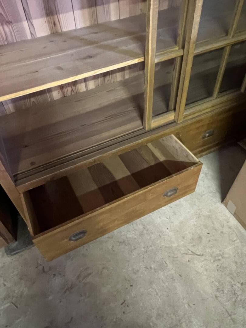 古民家 アンティーク家具 昭和箪笥 収納棚 食器棚 木製 ガラス戸 キャビネット