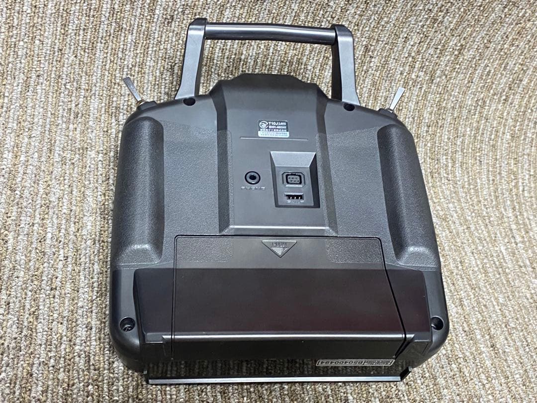 Futaba T10J 10チャンネル R/C 送信機