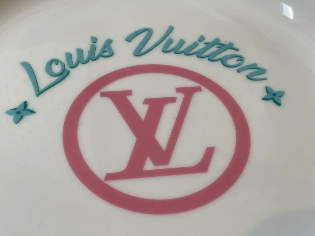 【新品未使用】LOUIS VUITTONルイヴィトン　食器　アシェット　一枚