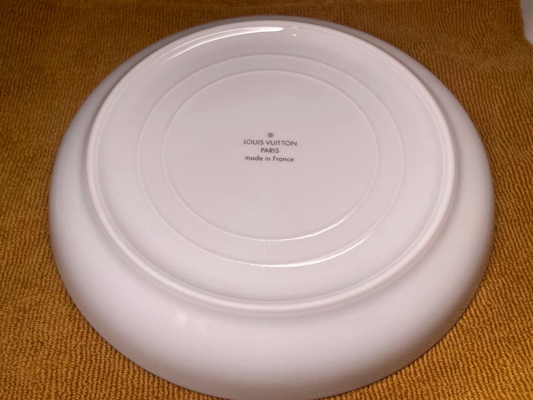 【新品未使用】LOUIS VUITTONルイヴィトン　食器　アシェット　一枚