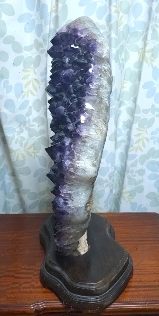アメジストクラスター　高さ約63㎝　重量約25.1㎏