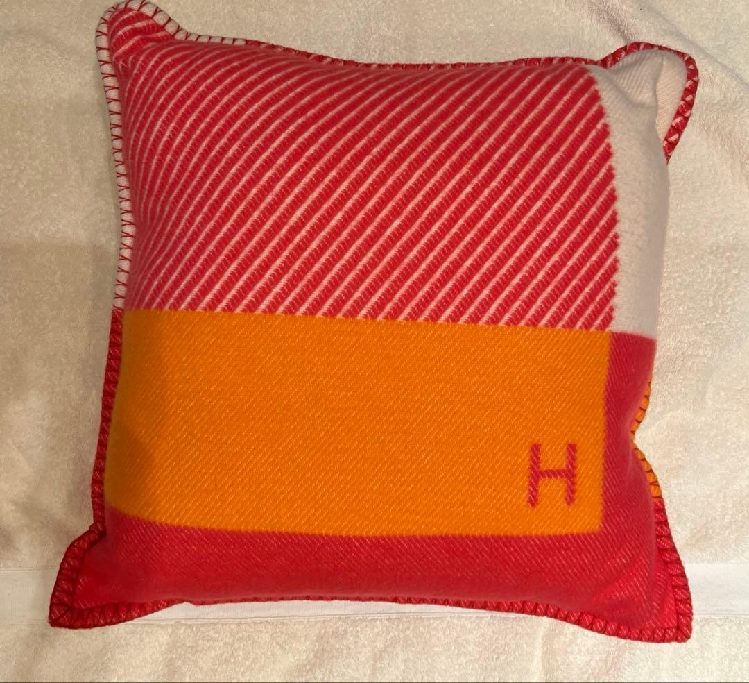 HERMES クッション 《Hリヴィエラ》