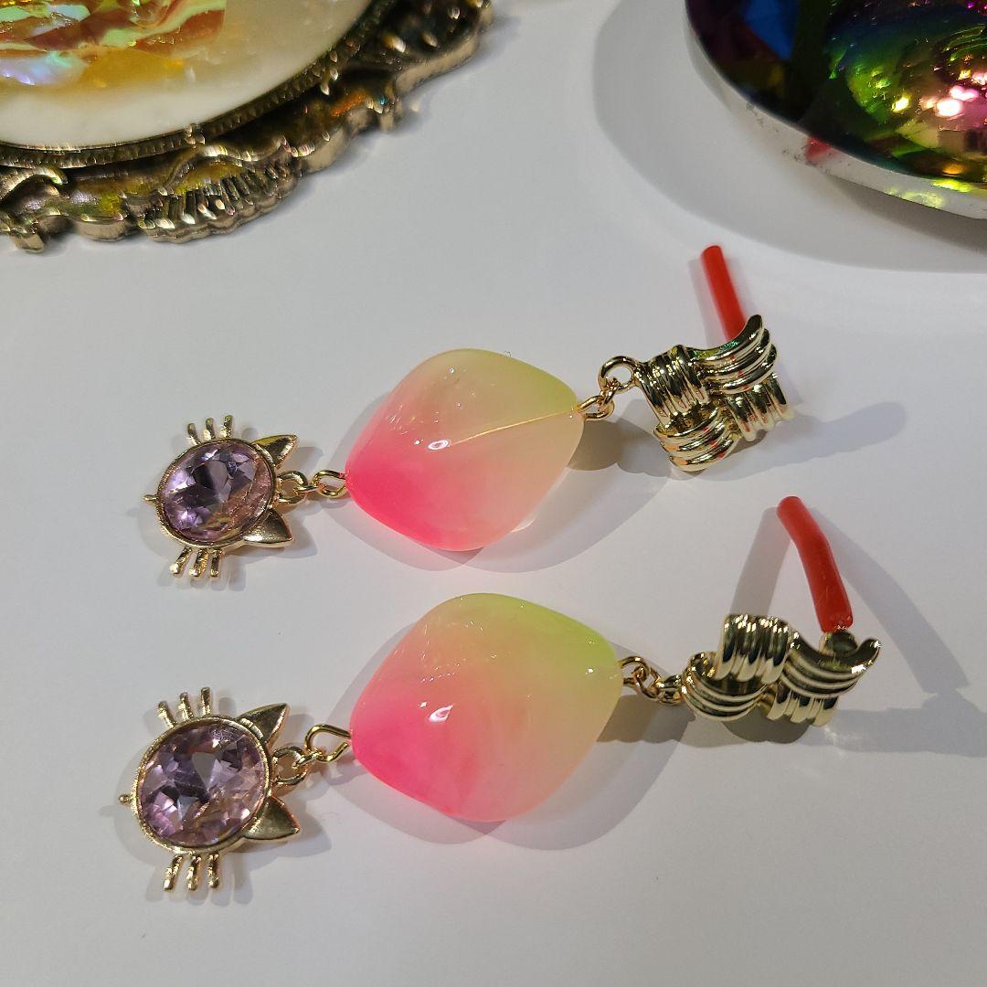 バラのマスクチャーム ピアス イヤリング ハンドメイド