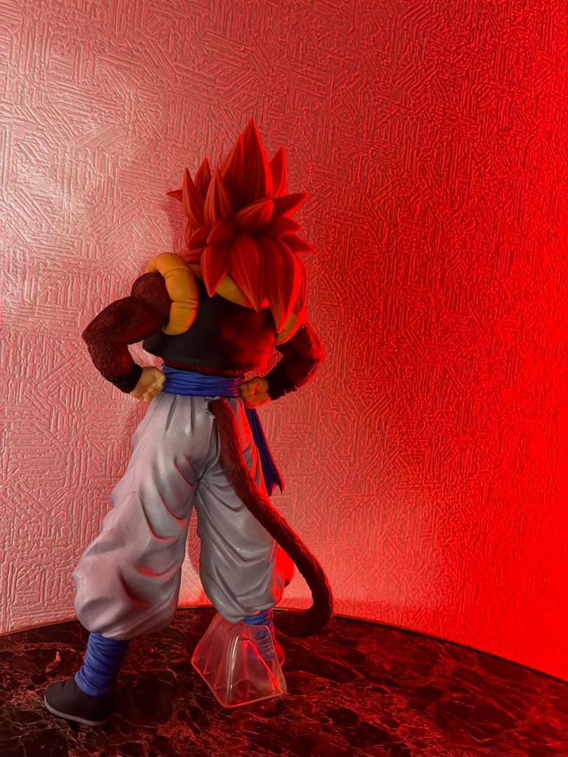 ドラゴンボール　超サイヤ人4 フィギュア 約30cm（箱なし）