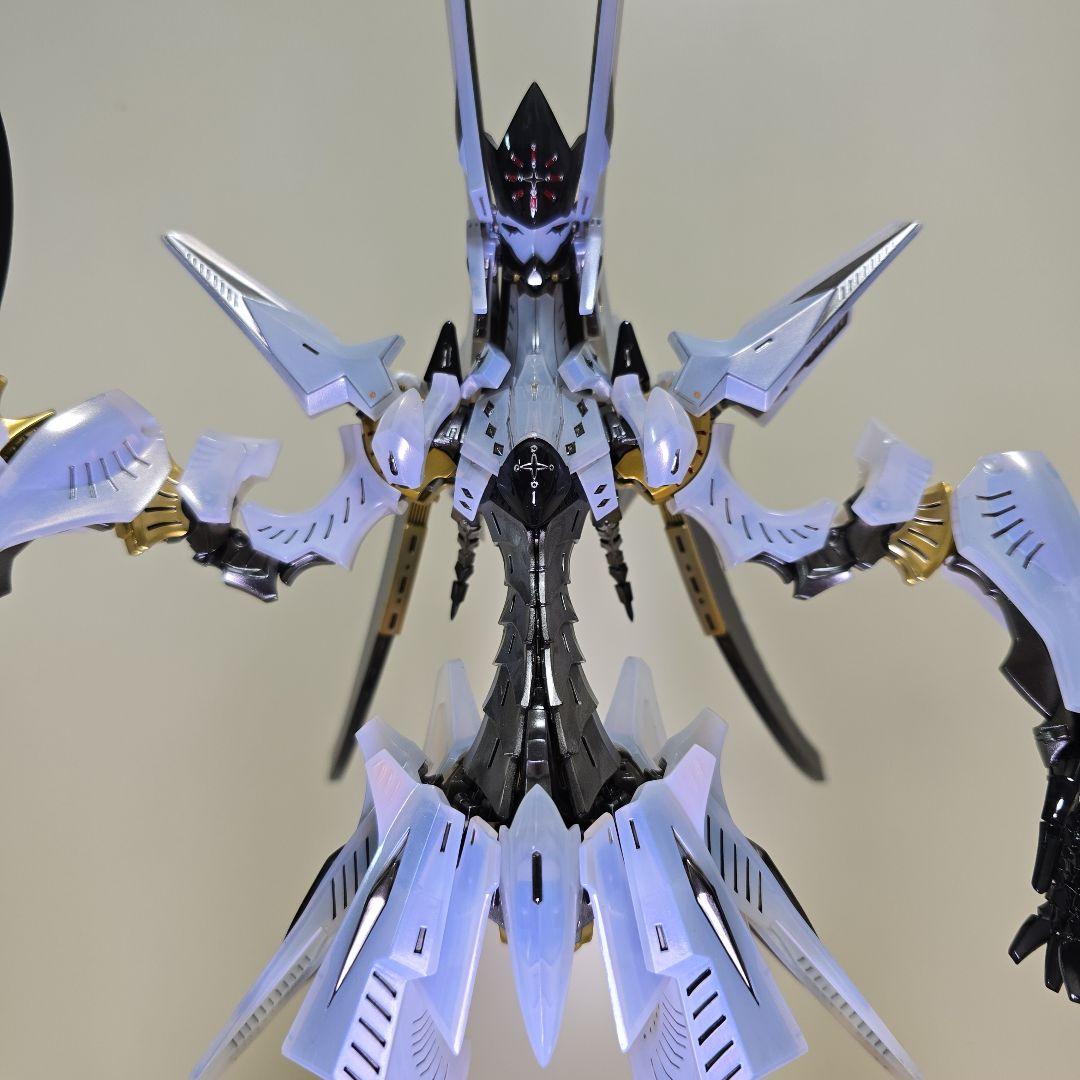 む*ぃ様 HSGK 1/72 ダス・ゴースト =ナカカラ 3069=　塗装済み完