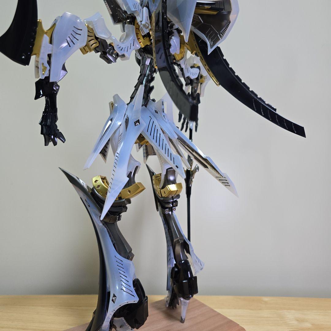 む*ぃ様 HSGK 1/72 ダス・ゴースト =ナカカラ 3069=　塗装済み完