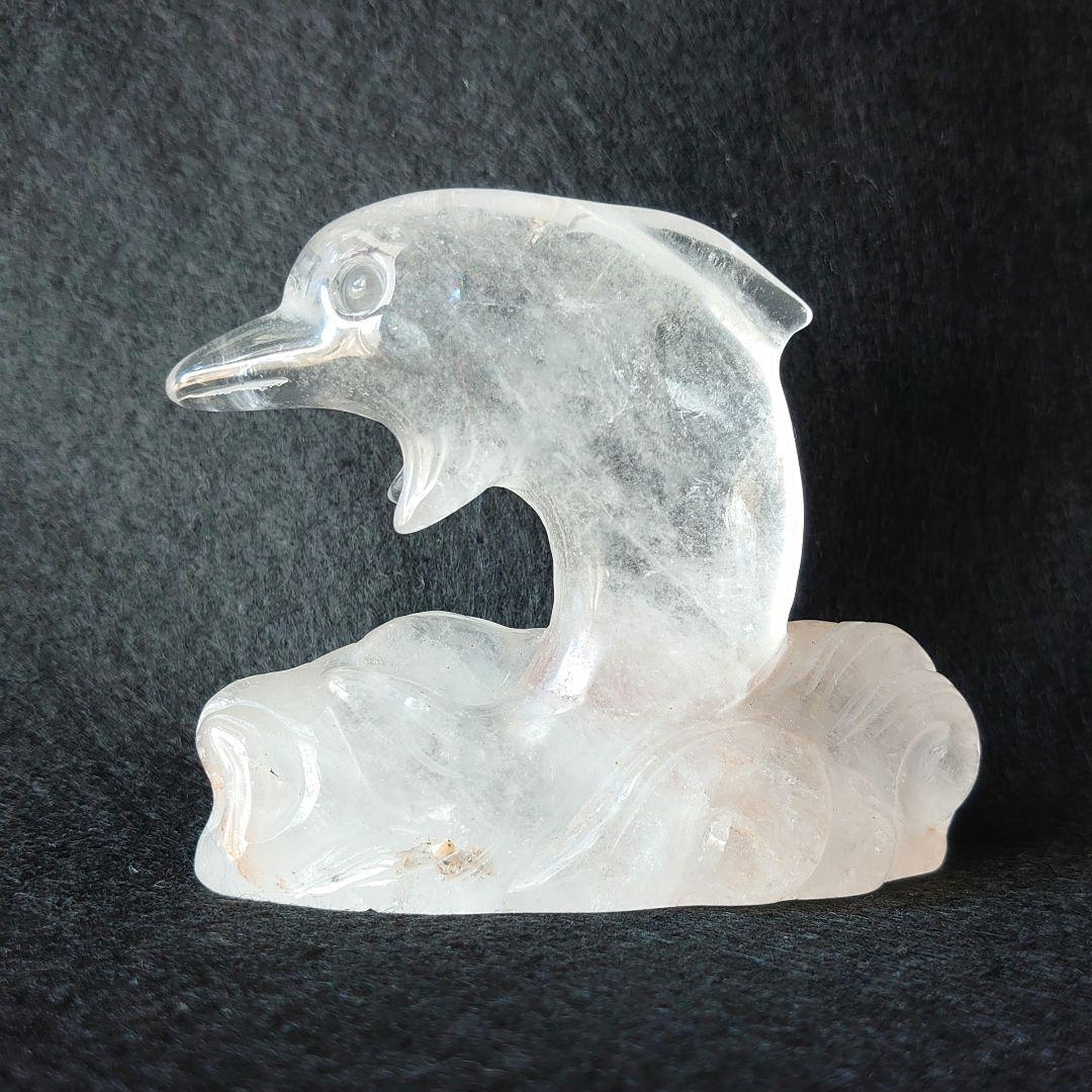 水晶ゴールデンヒーラー入り　波乗りイルカ　素敵な逸品