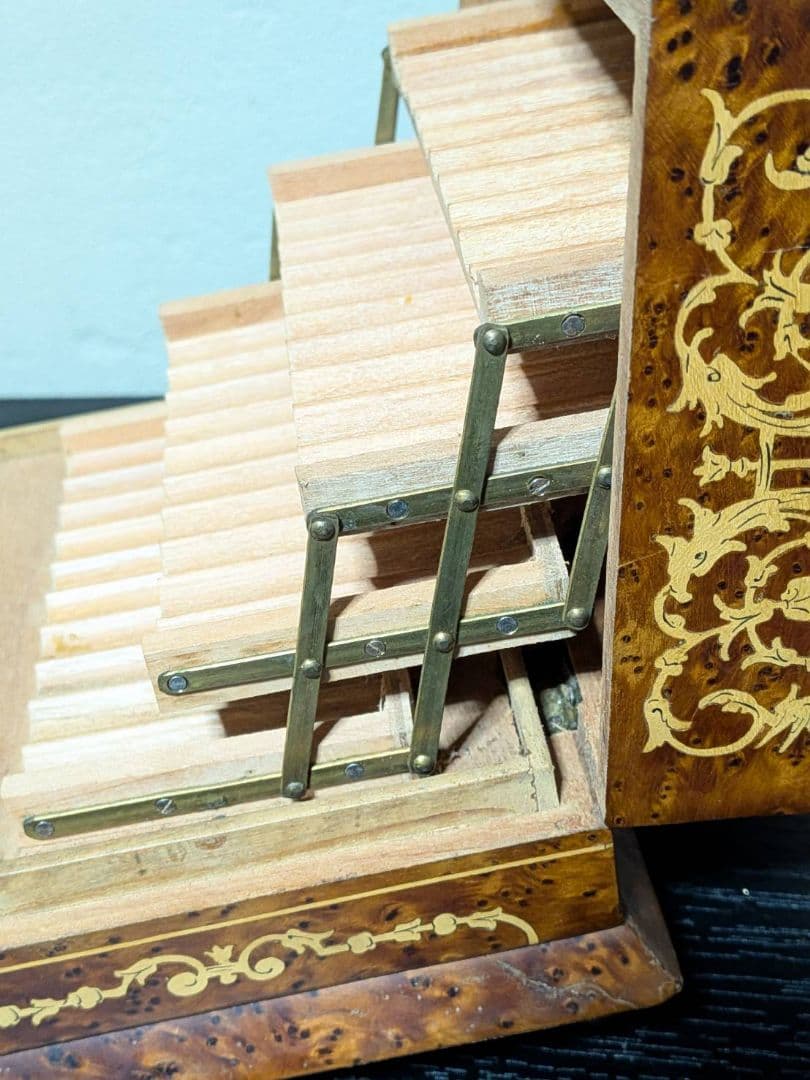 希少 象嵌 イタリア製 シガーケース 段返り オルゴール付（現状渡し）