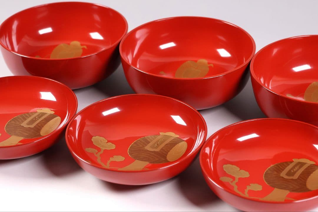 CM361】輪島塗 宝尽くし金蒔絵 朱塗椀 三客 小槌 軍配 霊芝 木製漆器