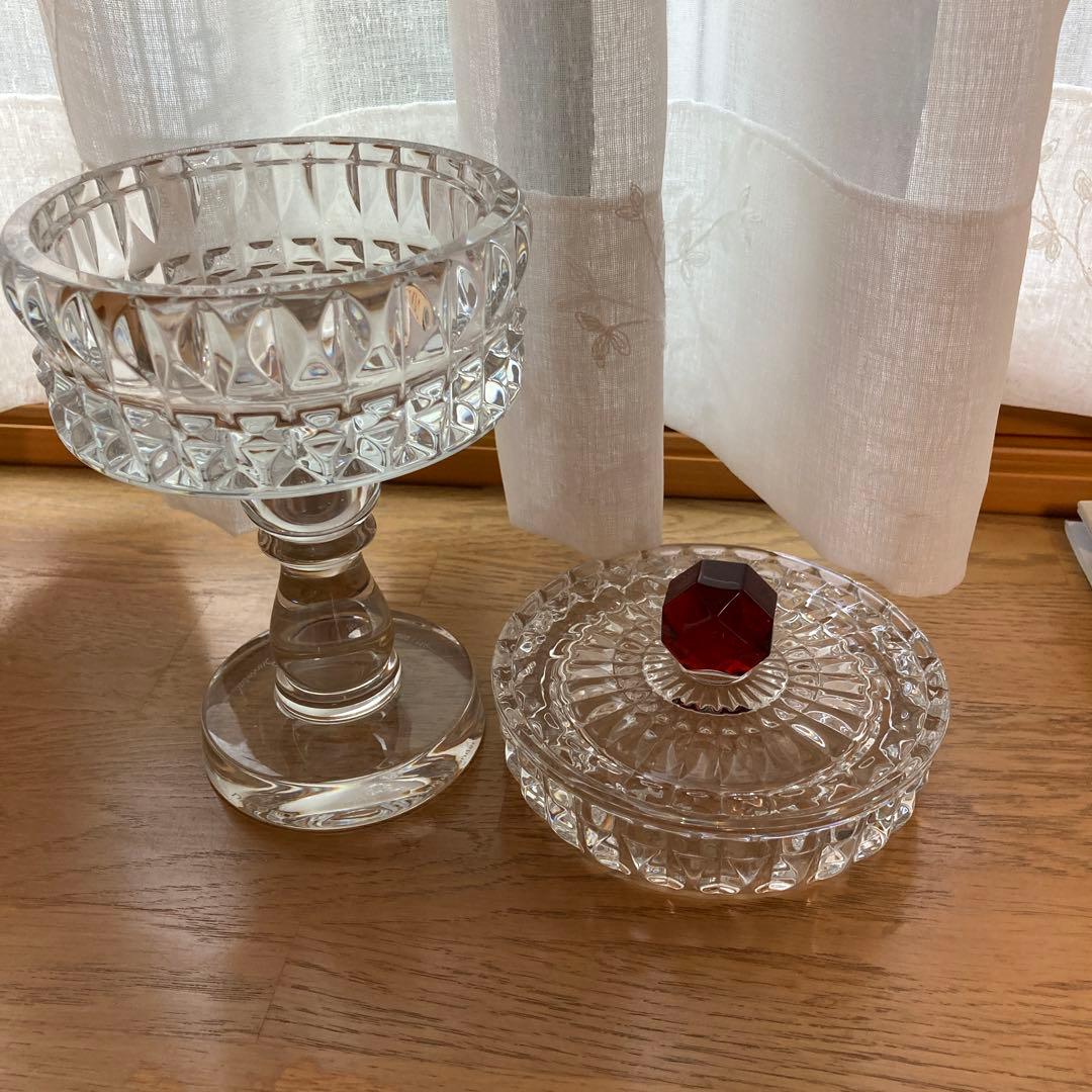 クリアガラス 菓子入れ 赤い蓋付き