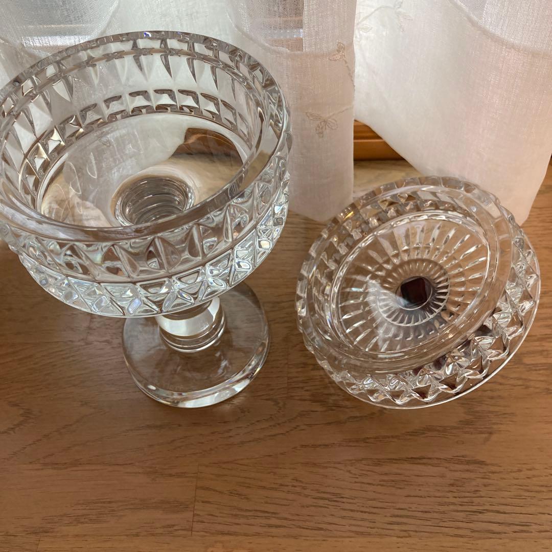 クリアガラス 菓子入れ 赤い蓋付き