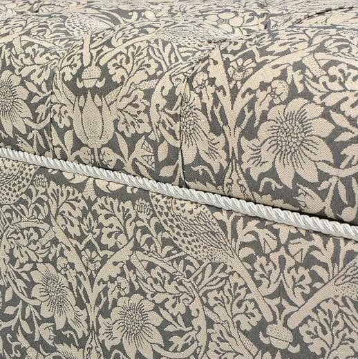 スツールボックス イチゴ泥棒 ジェニファーテイラー 33032SB-VI04