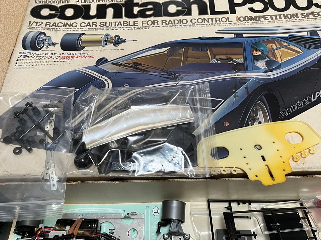 希少 タミヤ 1/12 ブラックカウンタックLP500S!部品取り ジャンク