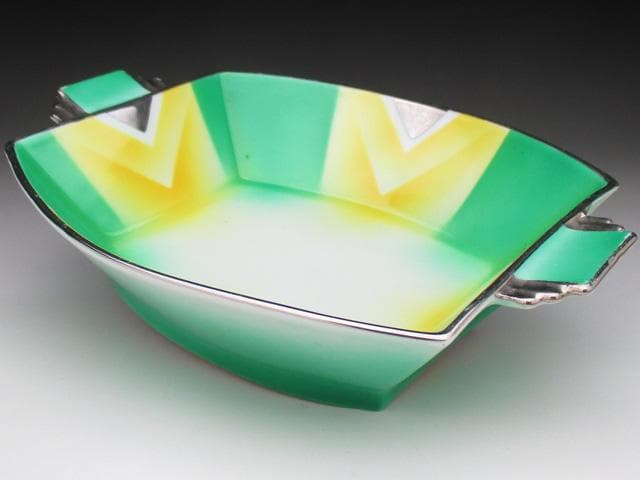 オールドノリタケ グリーン地銀彩ジオメトリック スクエアボウル