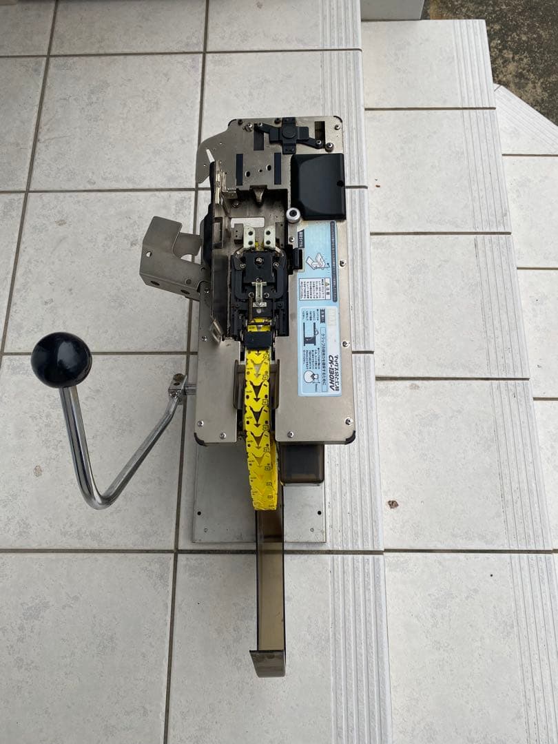 マックス／手動式袋口結束機：コニクリッパ CK-130HVです